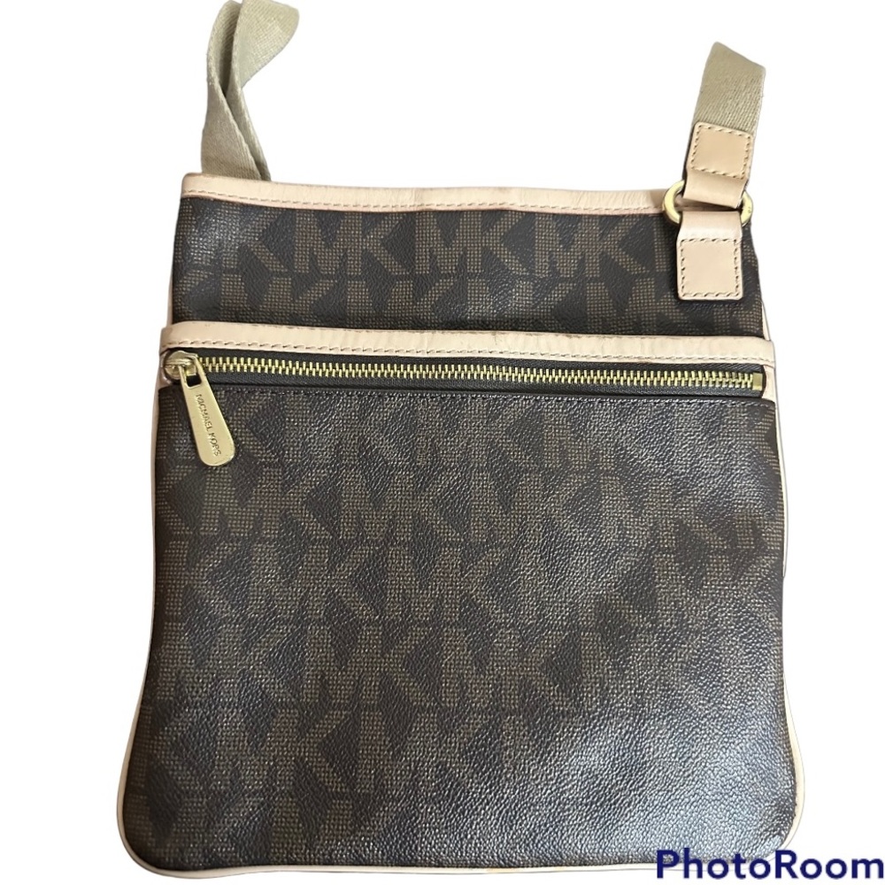 Michael Kors Crossbody Bag